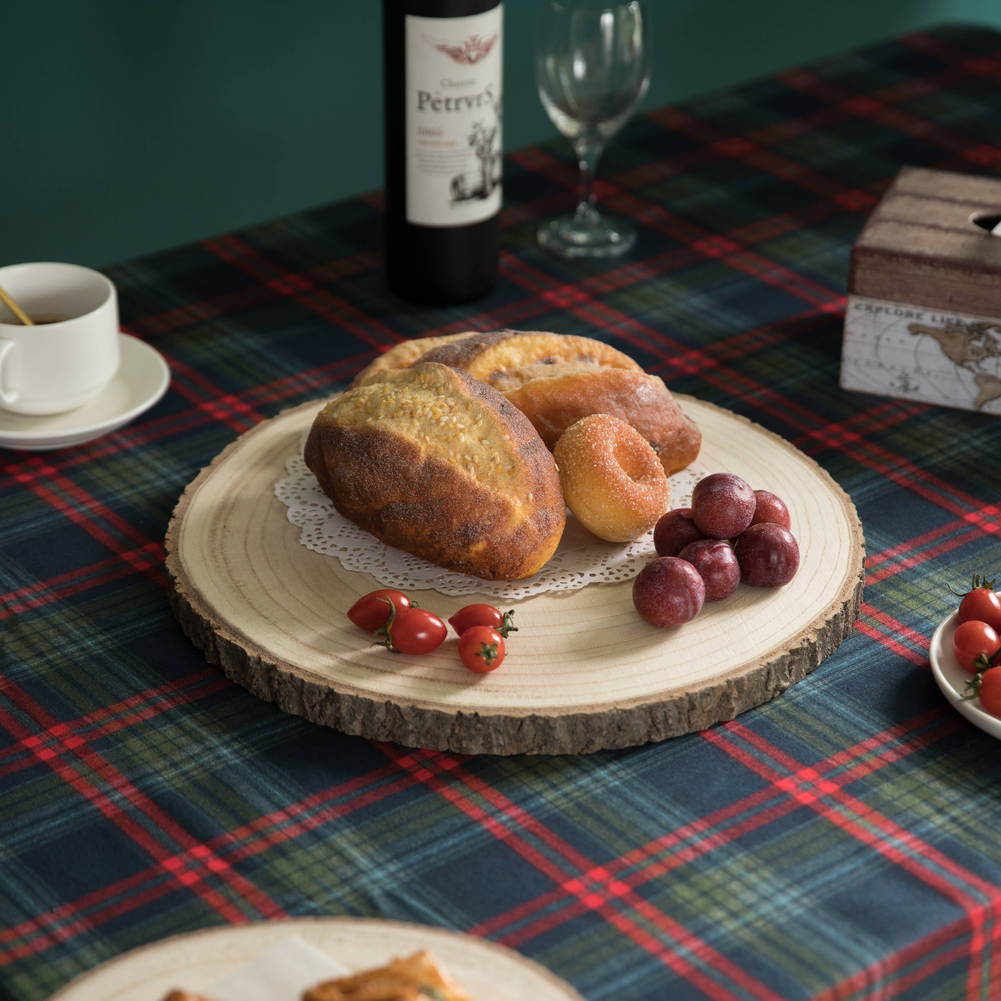 Quickway Imports – wholesale Decorative tray – Wooden Slice Tray Large Rustic Table Charger Centerpiece10