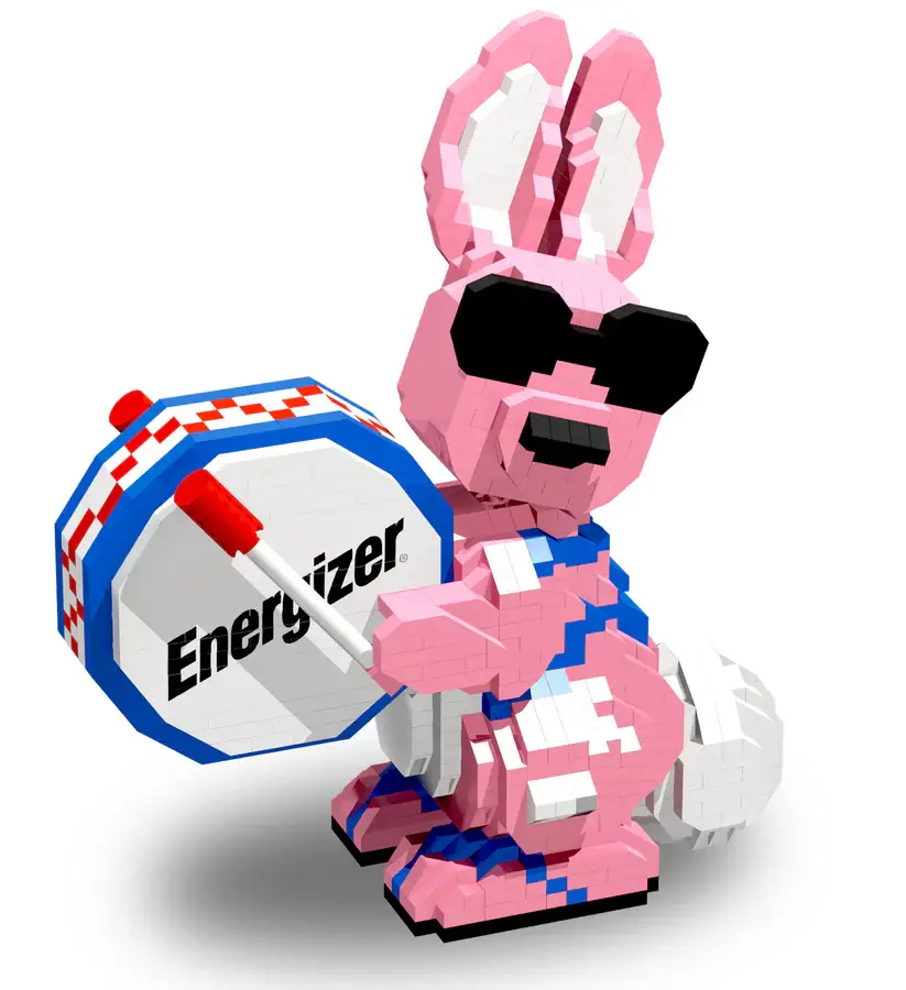 Brand Partners Group - Venta al por mayor Juegos de construcción - Niños - Bloques de Construcción Energizer Bunny - Set de 1342 Piezas1