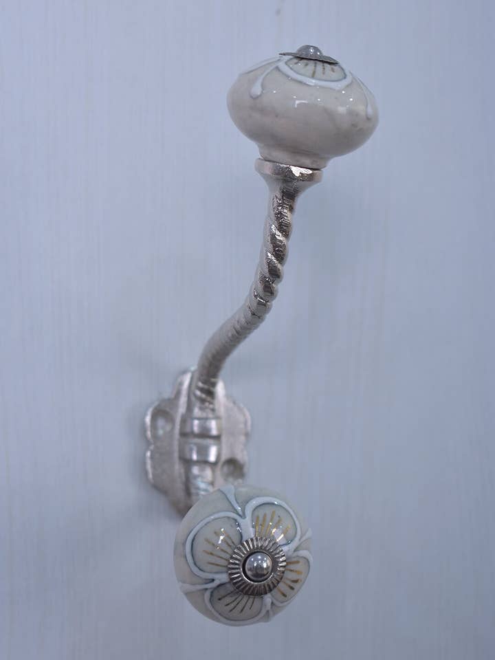 Grå handgjord dekorativ keramisk hängare | Vintage väggkrok | Metallväggkrokar | Möbelhårdvarukrokar | Badkrokar för wholesale av KNOBCO