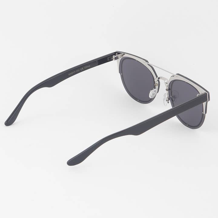 mix Reflective Unique Round Sunglasses for wholesale on Faire
