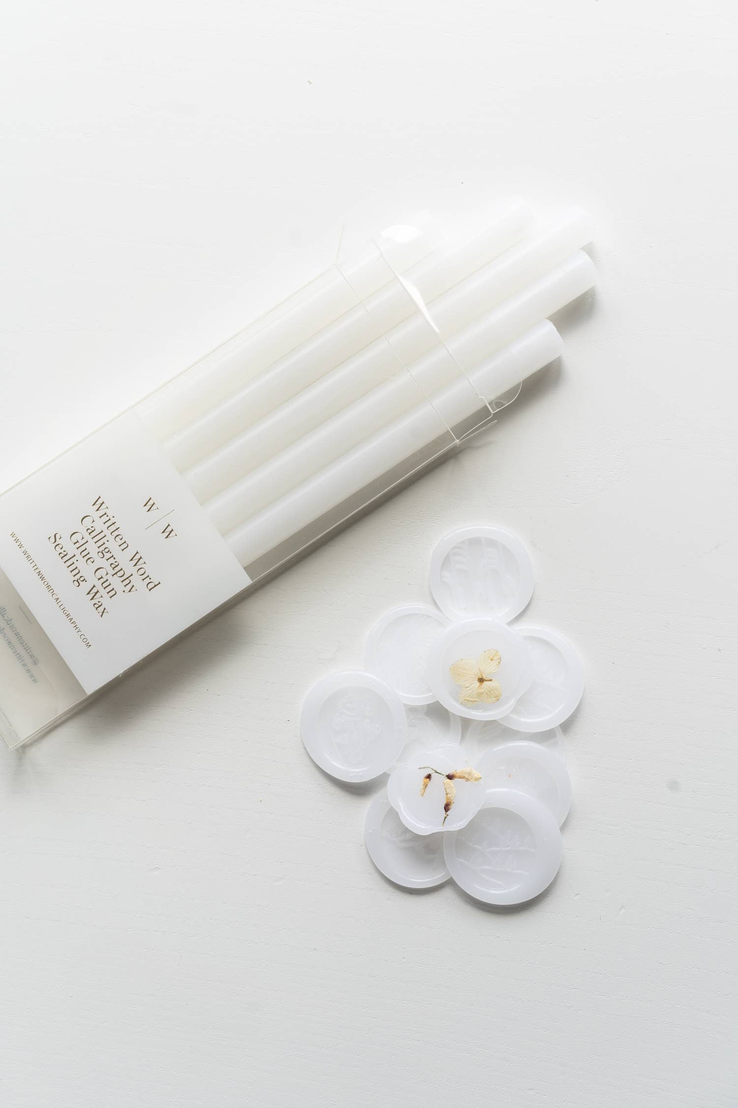 Written Word Calligraphy - Wholesale Sealing Wax - Vellum Glue Gun Sealing Wax (Box of 5 Sticks)4