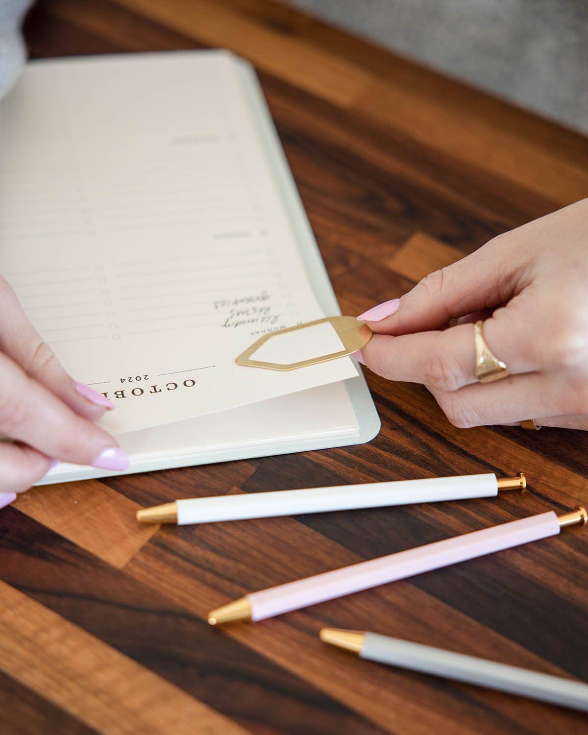 Favorite Story - Wholesale Bookmark - Brass Page Marker2