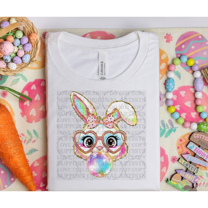 5453 - Lapin soufflant du chewing-gum *DTF pour la vente par It's Transfer Time