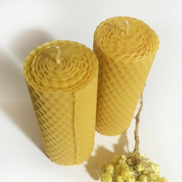 Candela in cera d'api naturale, 2 candele (4 cm x 10 cm) per la vendita all'ingrosso da parte di Mamuxa