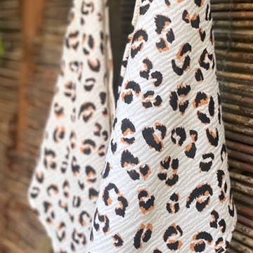 CHARMY - Wholesale Dishcloth - 2 ecru leopard hand towels made in France3