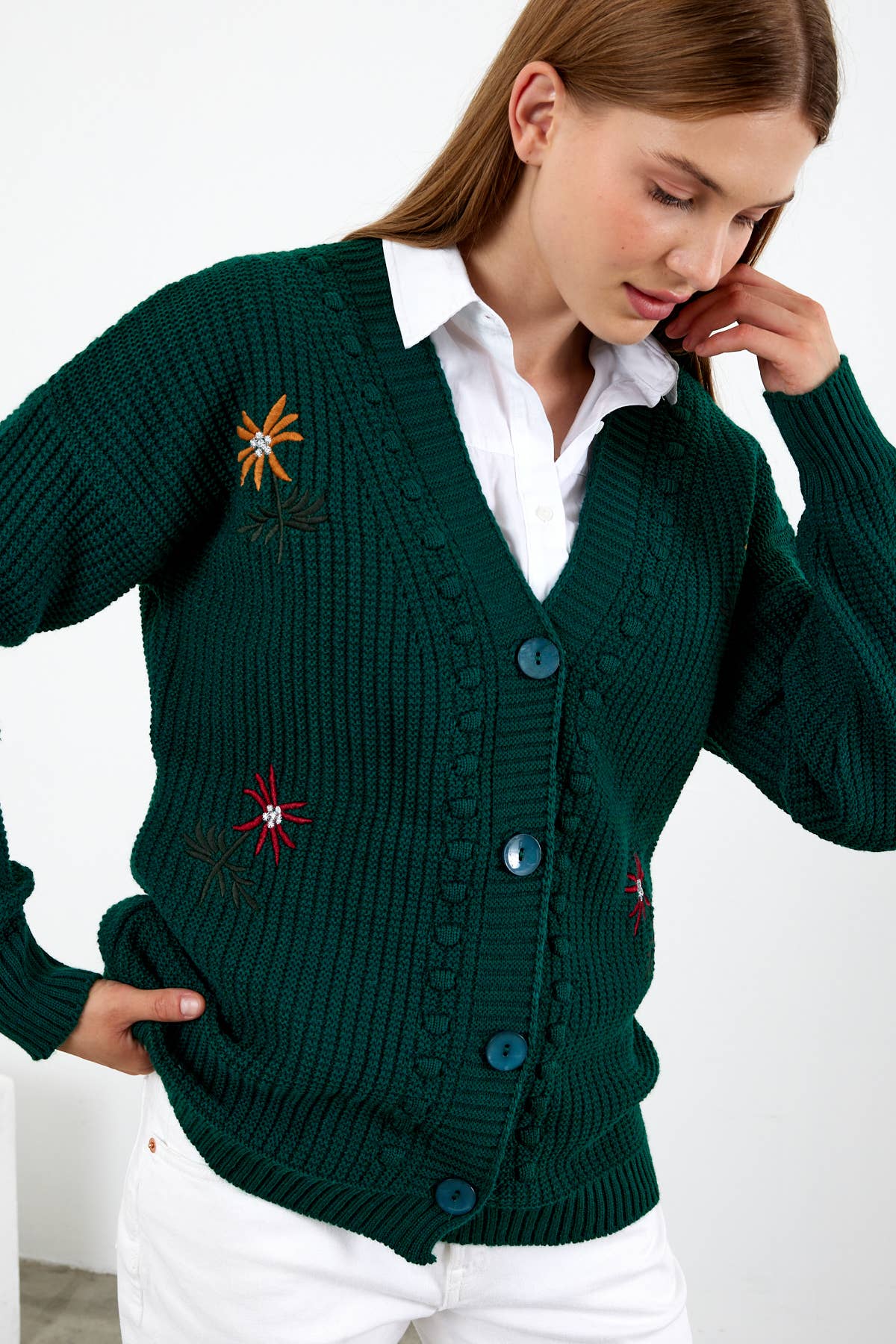 VAV NEW YORK - Vente Cardigan – femme - Cardigan en tricot à fleurs Cardigan en tricot mi-long - 381020