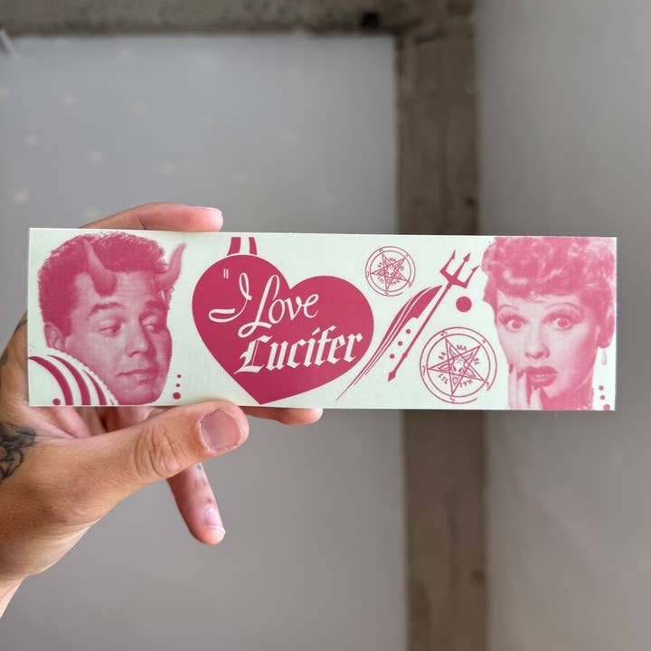 Pegatina 'Amo a Lucifer' para venta al por mayor de Freddy Tyler Paul