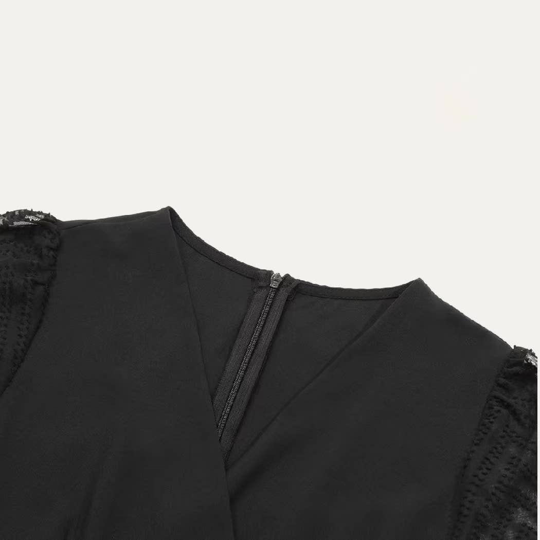 Noir Combinaison Grace noire transparente à col en V et manches longues et jambes larges en vente sur Faire3