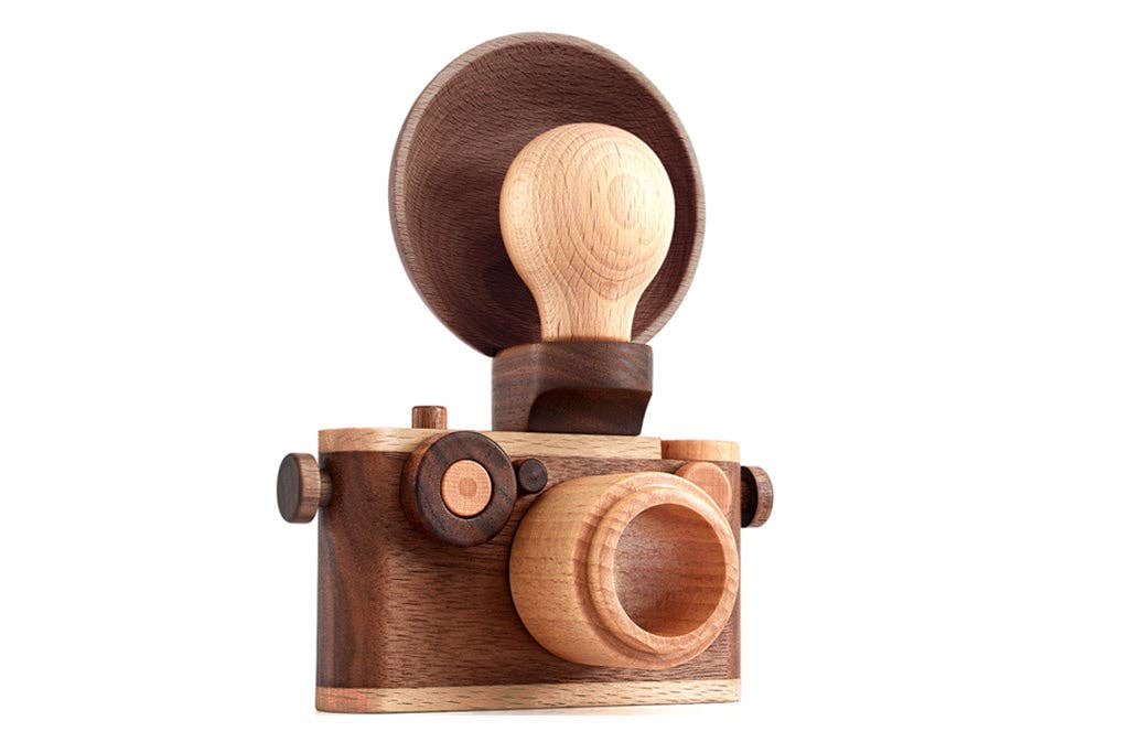 Father's Factory - Wholesale Wood Toy - Kids - 35mm Camera with A Wood Flash Bulb Reflector4