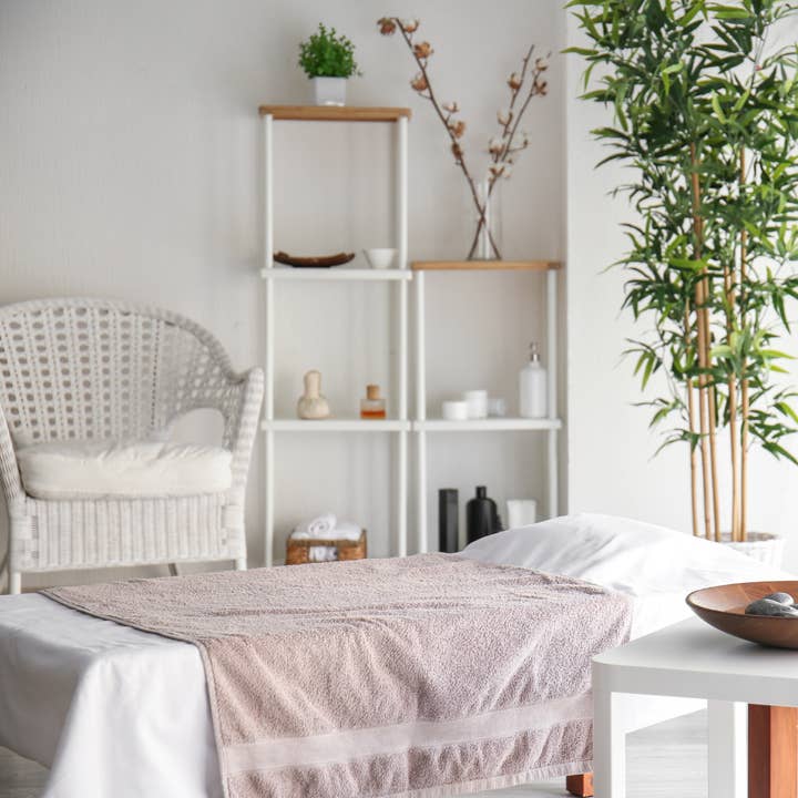 Still Water Linens - Wholesale Fitted Sheet - Standard Massage Table Sheets1