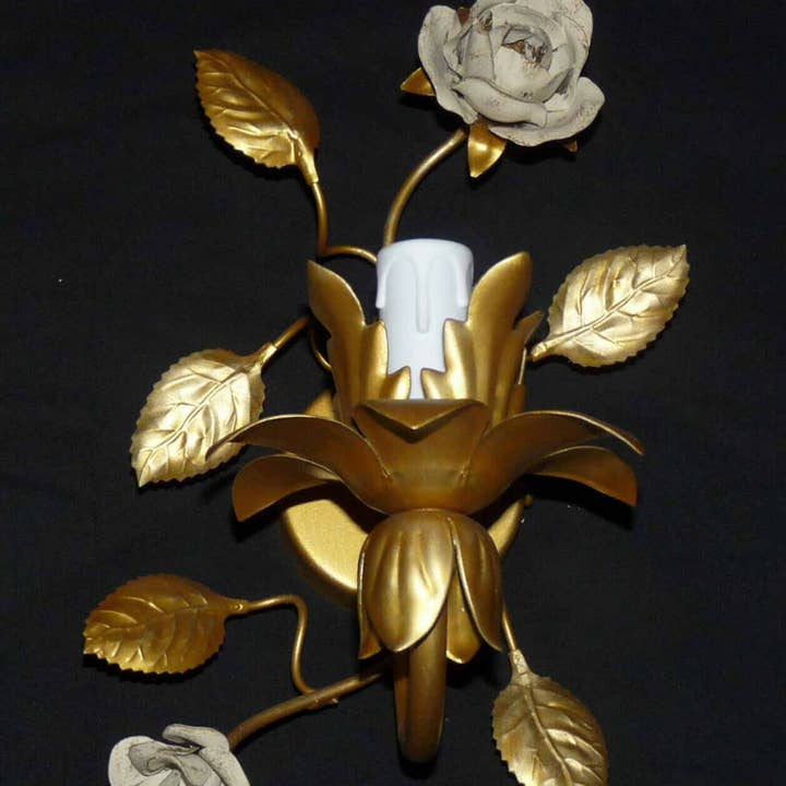 Applique da parete oro antico e fiori in avorio art.F03 per la vendita all'ingrosso da parte di Due Quality
