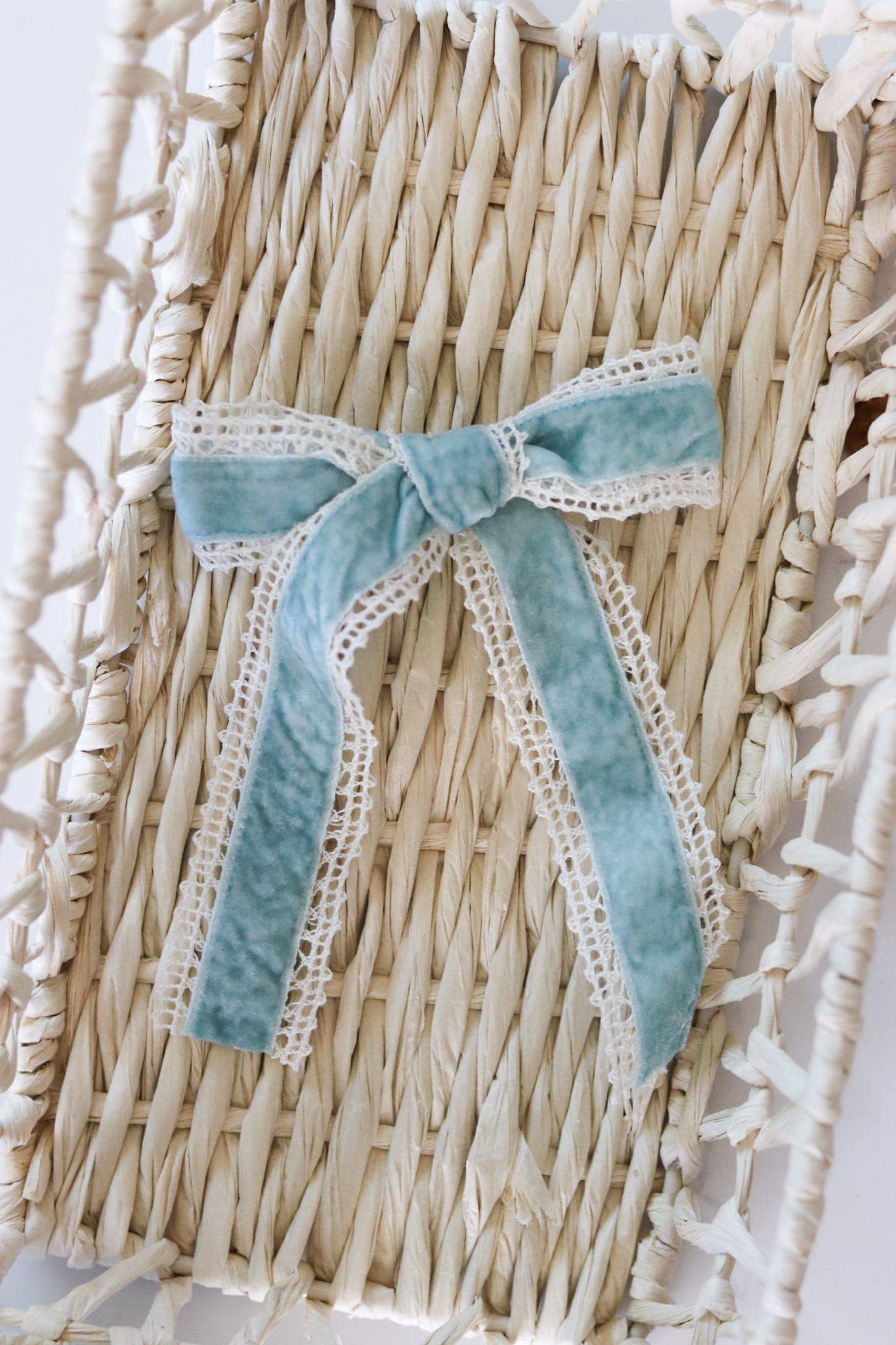 Honeycomb Goods – Engroshandel Hårsløjfe - Børn – Sløjfe til skolepige med lange haler3