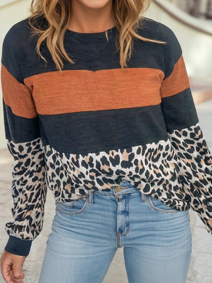 Haut décontracté à manches longues avec empiècement léopard en patchwork et blocs de couleur pour la vente par 1 the Woman