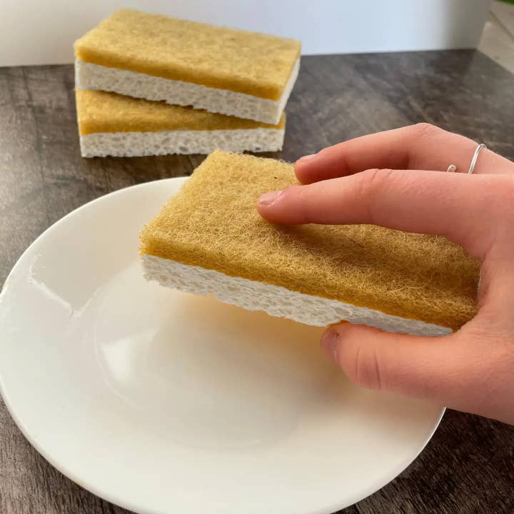 Natural fiber scouring sponge for wholesale by Eco Loco