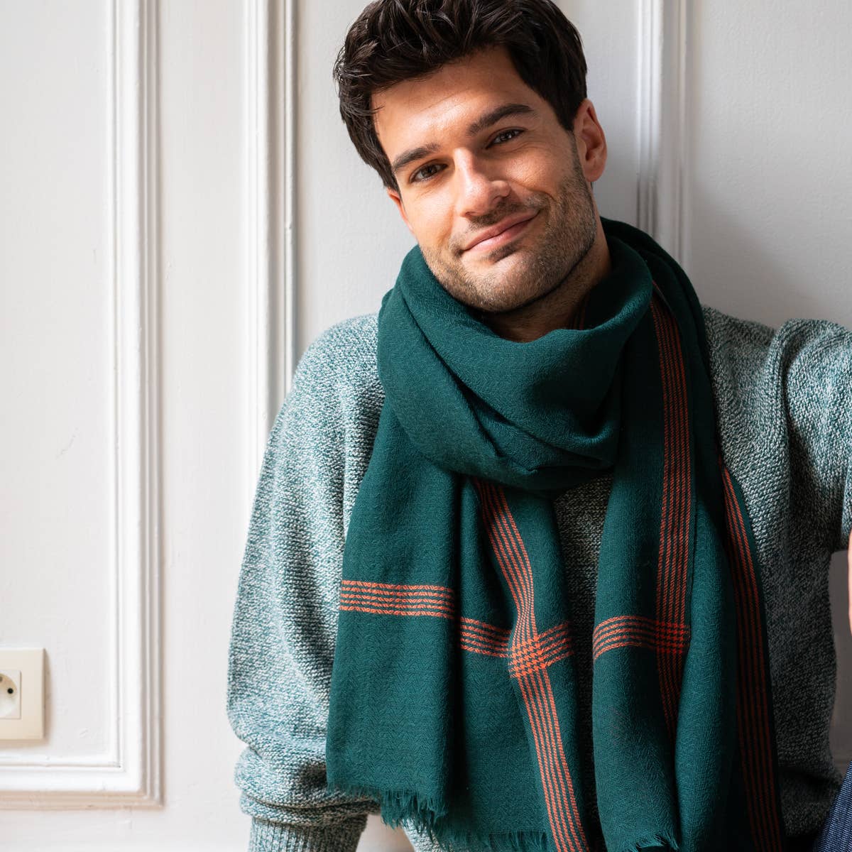 AV08 PARIS - Wholesale Scarf - Men's - MYKINES MEN'S SCARF — DARK GREEN IN MERINO WOOL2