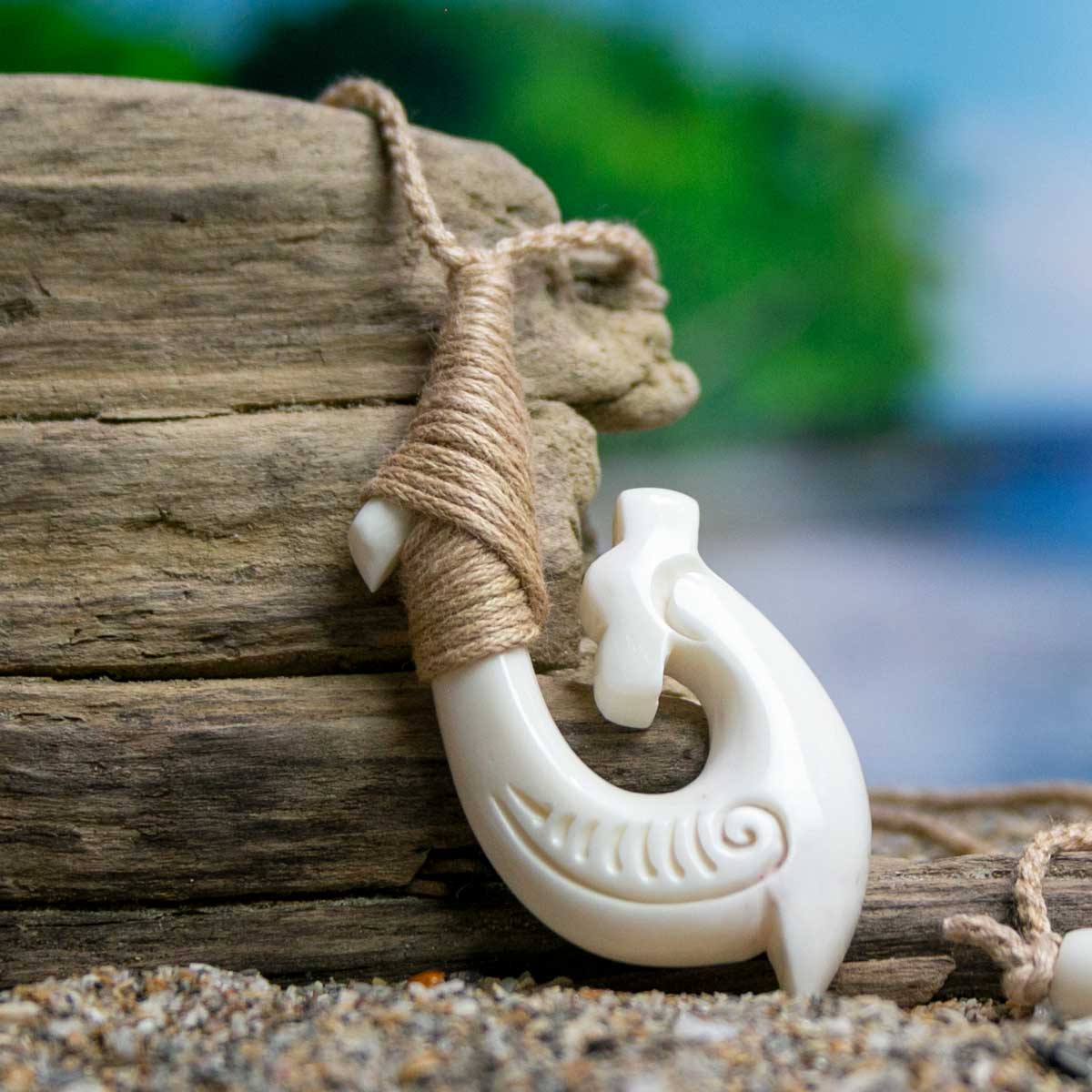 Bali Necklaces - Wholesale Pendant/Charm Necklace - Hammerhead Hei Matau Hook0