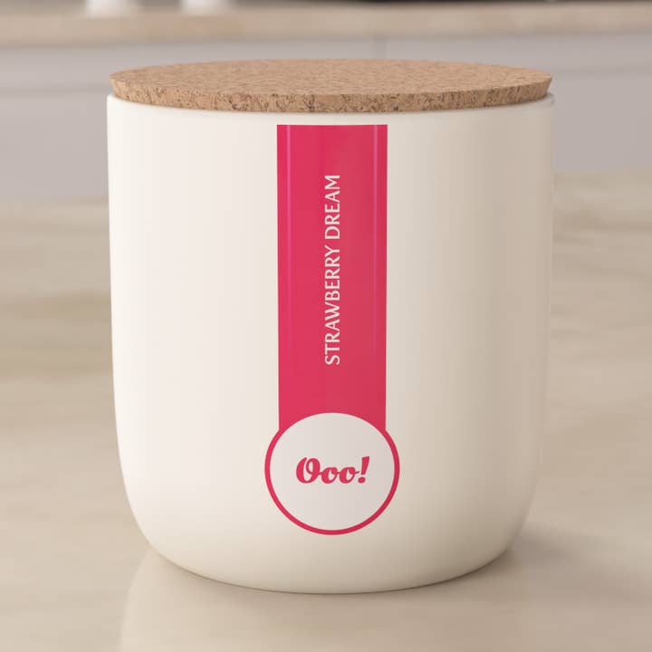 Bougie de soja à double mèche Strawberry Dream pour la vente par Ooo! Candles