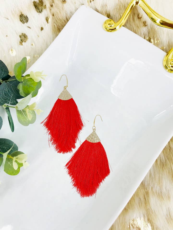 Grote oorbel met kwastje - E19-2786 voor wholesale door Magnolia & Peach Jewelry Boutique, LLC