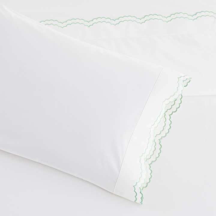 Mélange Home - Wholesale Sheet Set - Double Scallop Embroidered Cotton Percale Sheet Set7