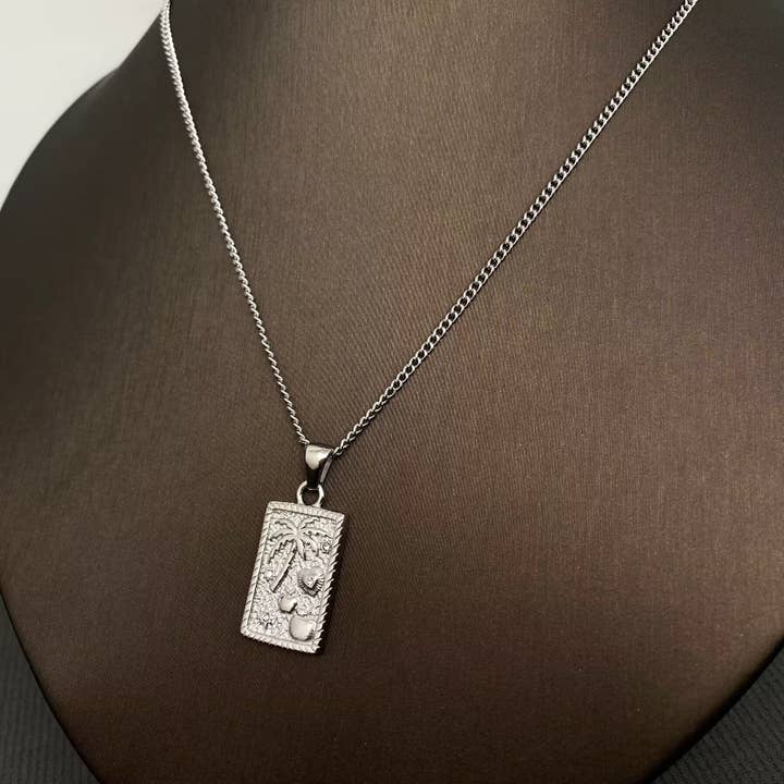 Mio Queena - Wholesale Pendant/Charm Necklace - Summer Coconut Tree Charm 18K Golden SS Necklace - FGS