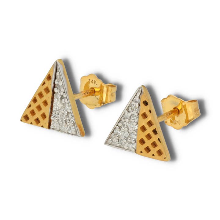 Brincos Triângulo Geométrico por atacado de Pretty Different