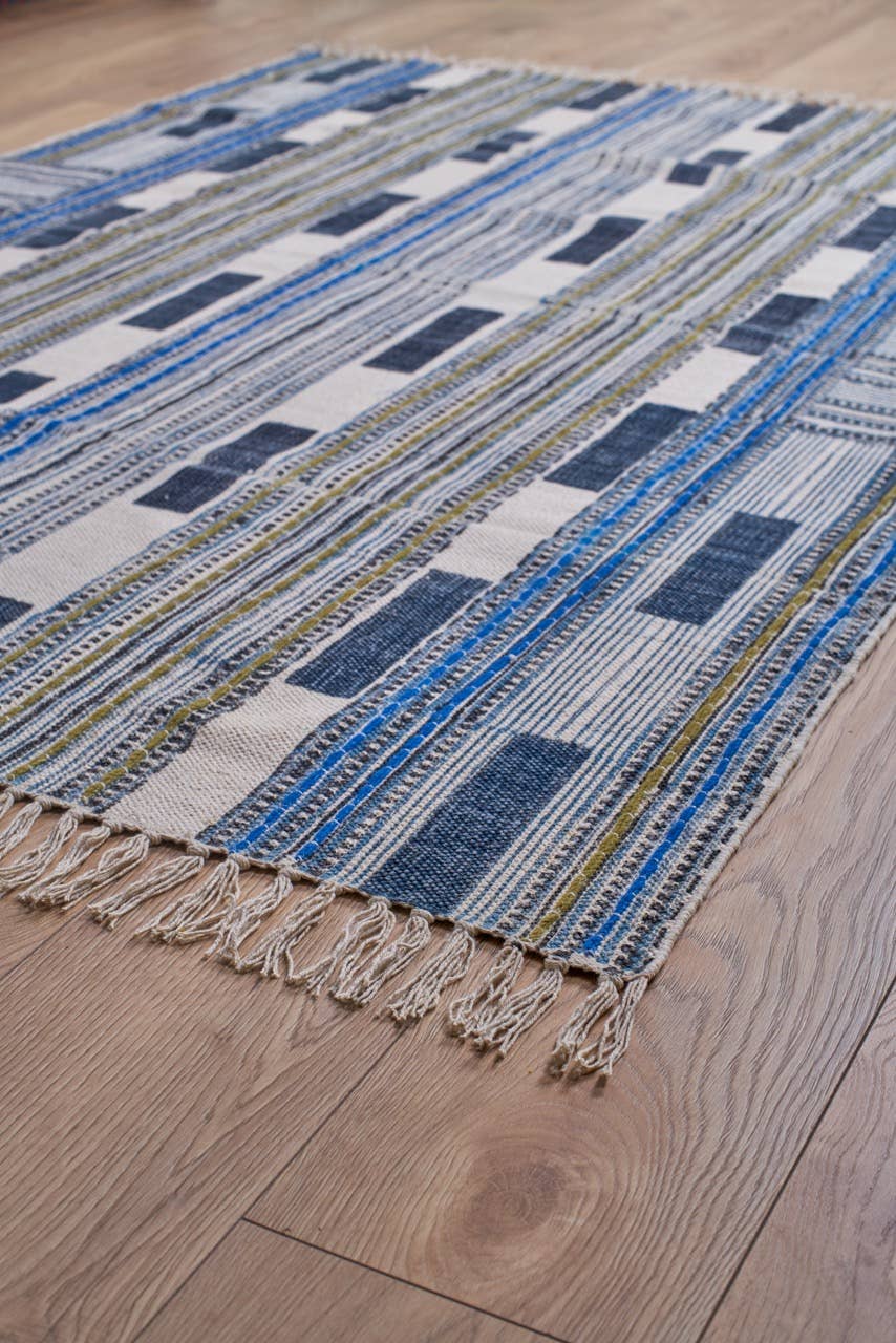 Atolia Designs - Wholesale Rug Pad - Koberec Embroidery Indigo Rug2