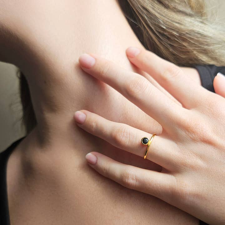 HolyBang Jewels - Venta al por mayor Anillos solitarios - ANILLO APILABLE DE ÓNIX - R-FT10344