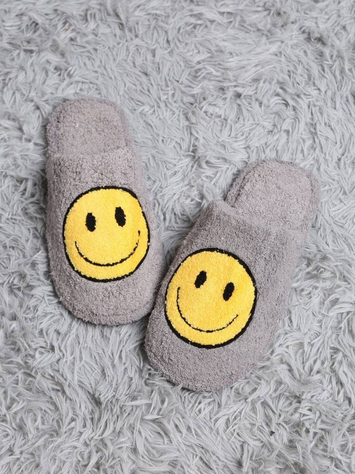 MiMi Wholesale - Wholesale Slippers - Women's - JCL2125 Super Lux Smiley Face Slippers2