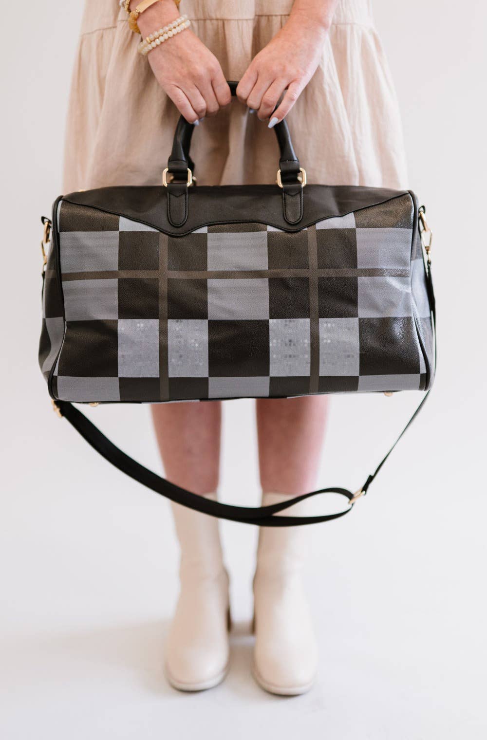 modern and chic - Wholesale Weekender Bag - Women's - Vienna Overnighter2