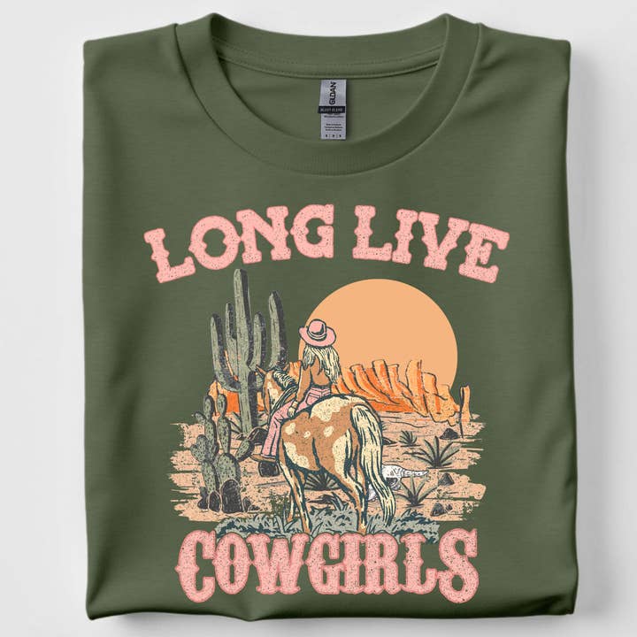 T-shirt "Vive les cowgirls" pour la vente par StricklandDesignCo