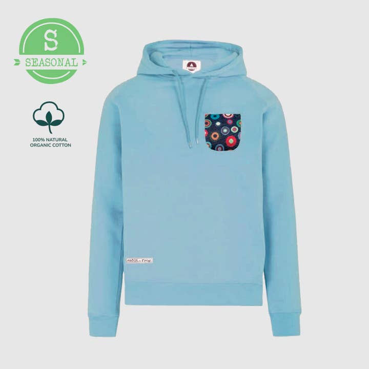 Sweat à capuche Titlis bleu clair avec poche géométrique pour la vente par SZÖLTANDFROG