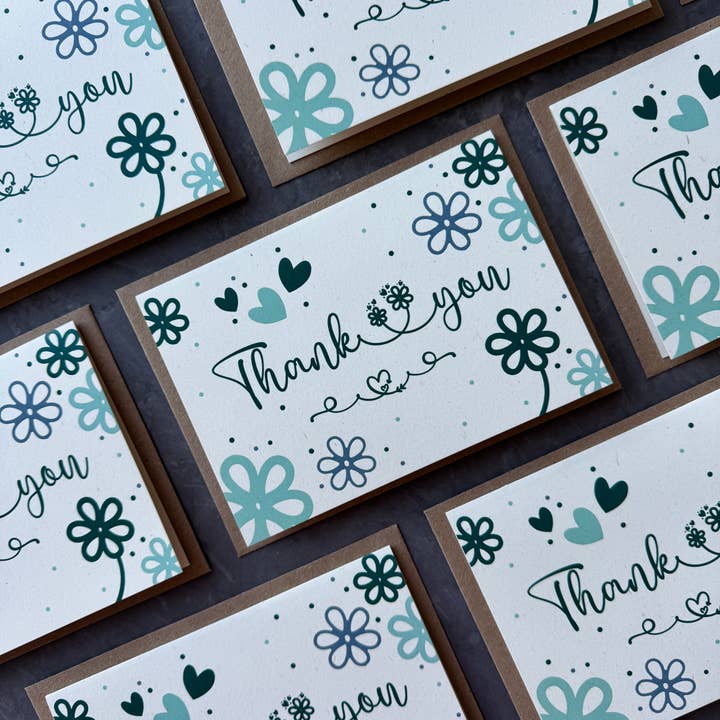 Dankeskarten-Set mit Gänseblümchenmuster - Packung mit 8 für den Großhandel von Tall Order