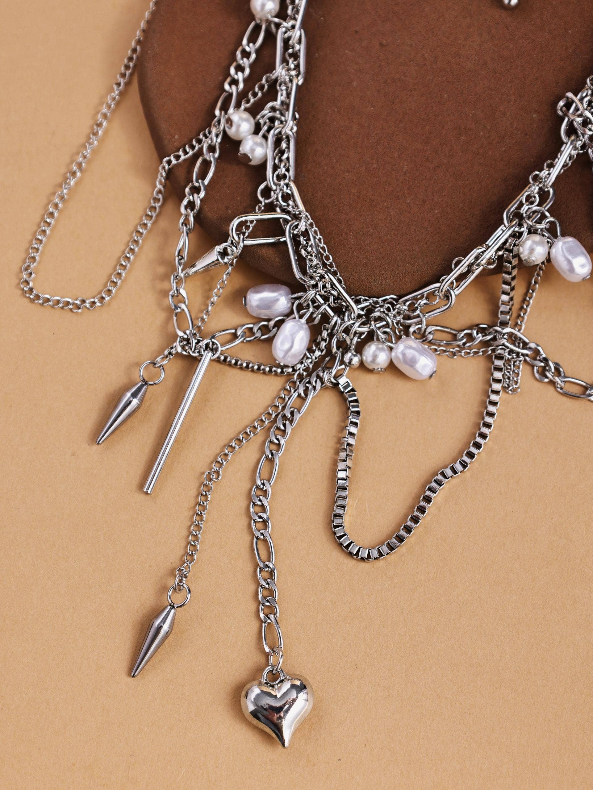 Revelari – Colar pingente/pendente por atacado – Colar de Camadas Múltiplas em Prata com Pérola e Pingentes de Espigão2