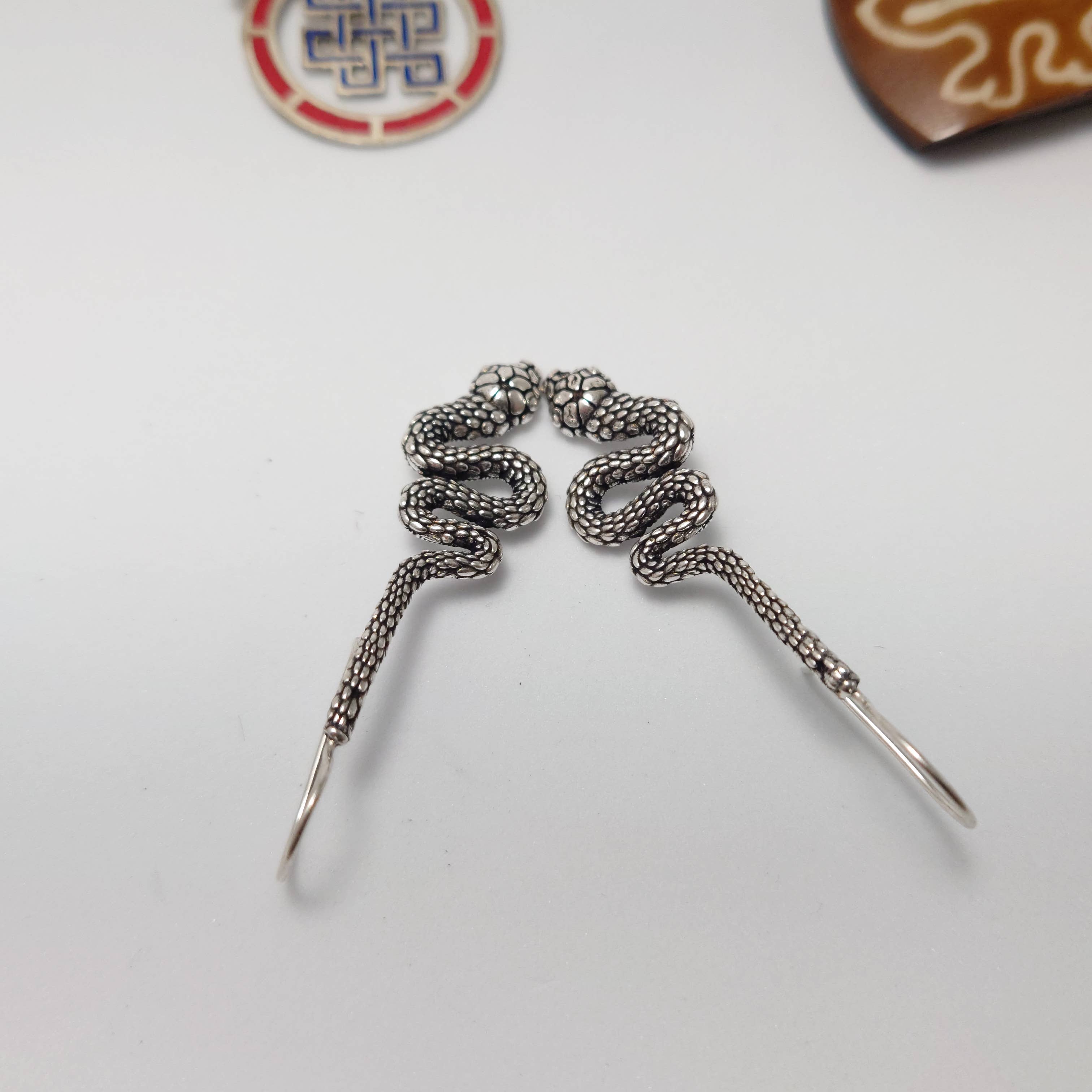 Tenzing Collections - Wholesale Dangle Earrings - Snake Earrings, Golden and Silver10