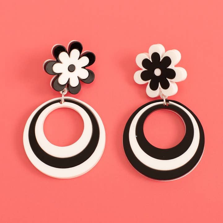 Modtastic Daisy Hanging Stud for wholesale by MindFlowers