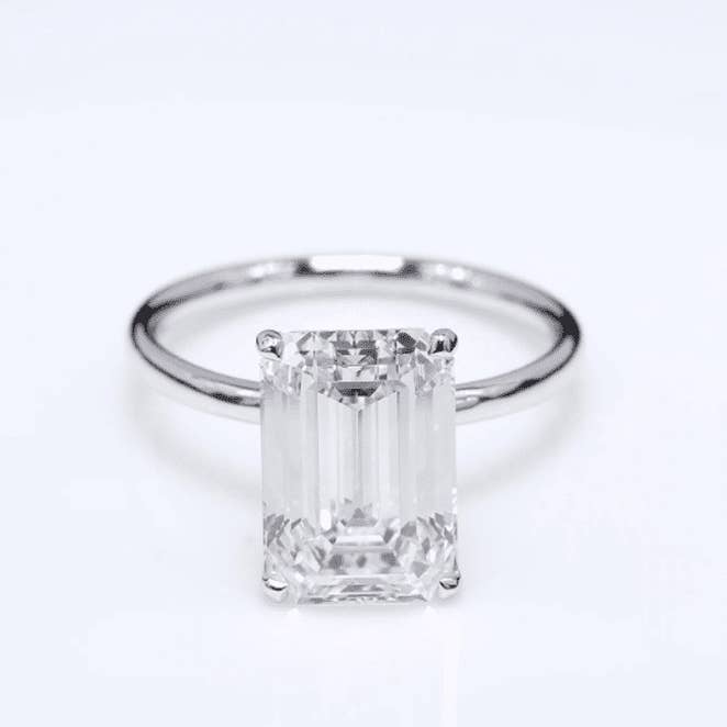 5 CT Smaragd Lab Gekweekte Diamant Verlovingsring 14k Goud voor wholesale door Lifetime Jewelers