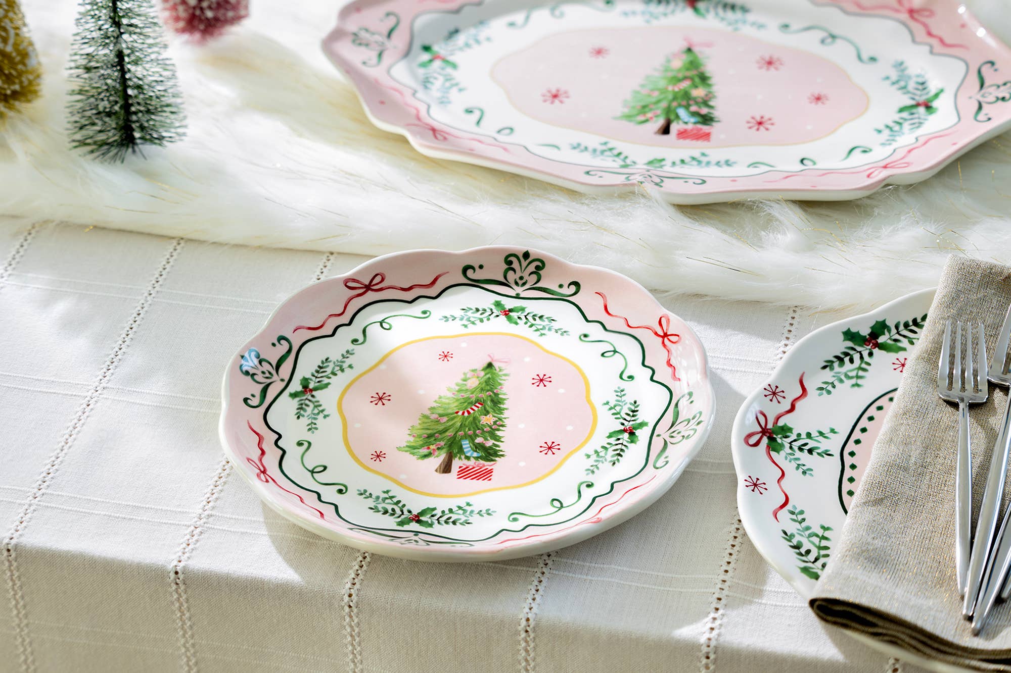 Grace Teaware - Wholesale Salad Plate - Christmas Tree Pink 8.75" Dessert Salad Plate