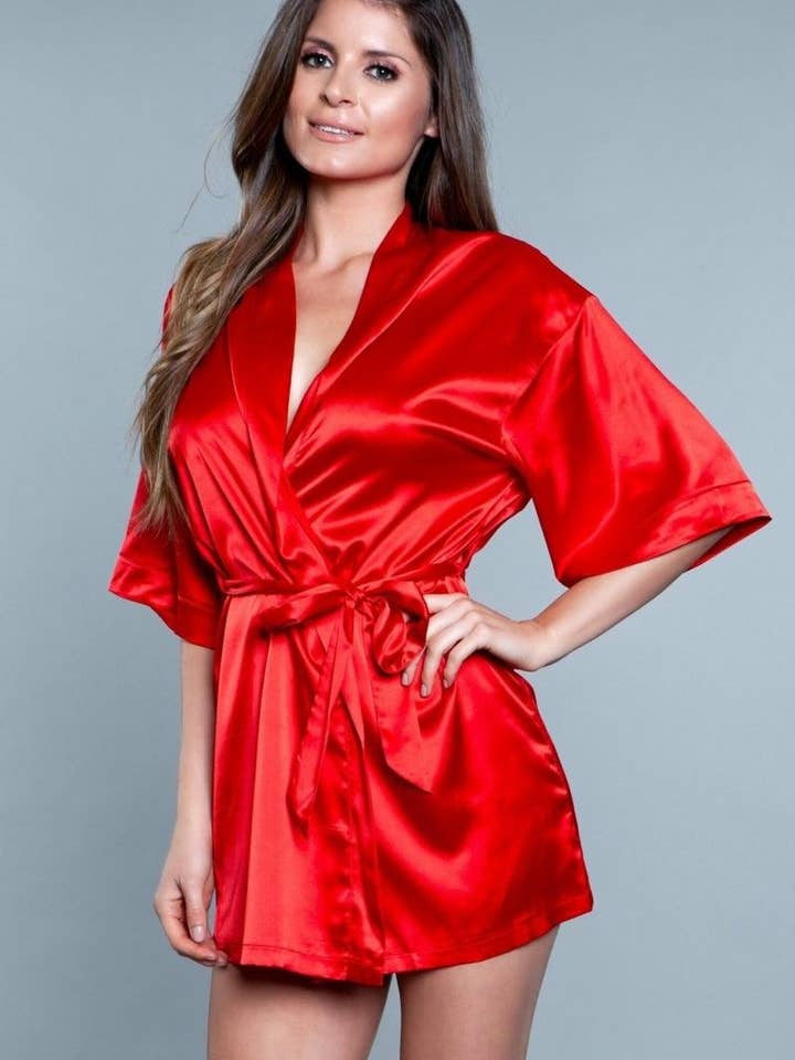 Be Wicked Home Alone - Vestaglia sexy in raso, modello BW1947-ROSSO per la vendita all'ingrosso da parte di Lingerie Mart