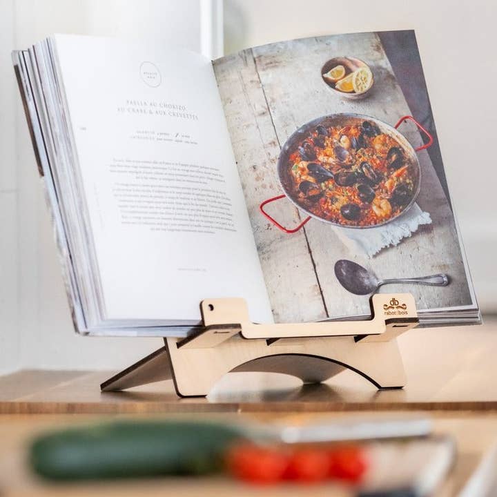 Cookbook stand "d-Poser" for wholesale by Printink Canada