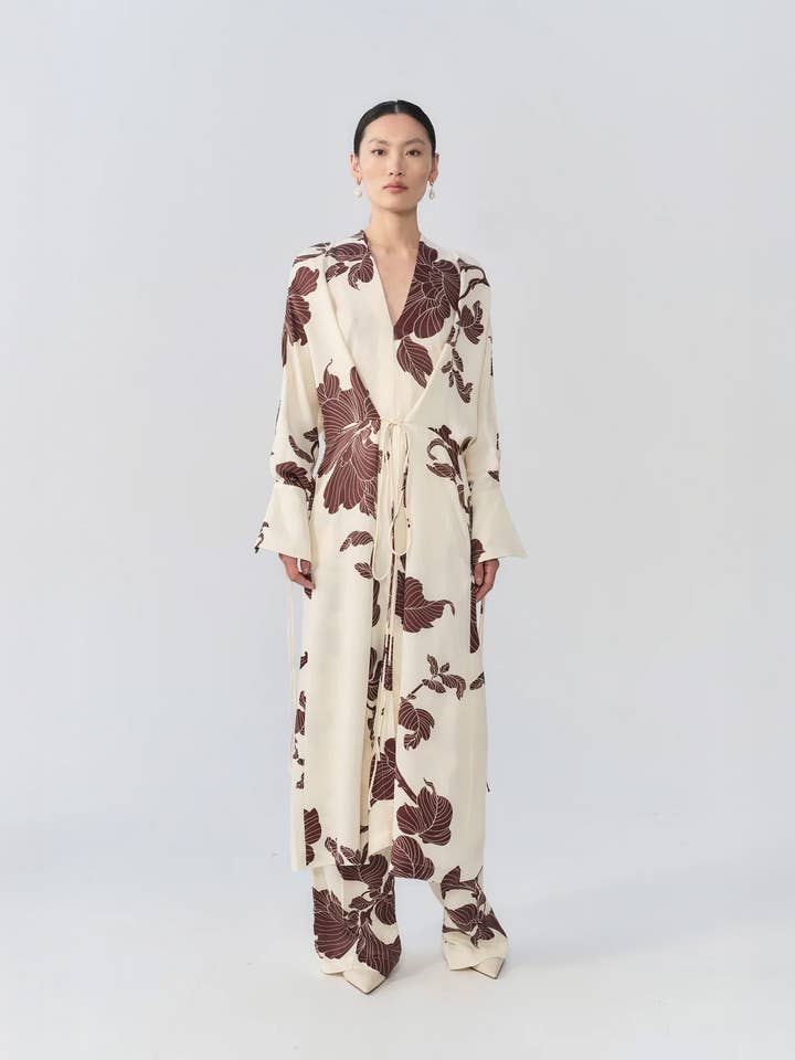 eikō ai – Engroshandel Kimono - Dame – Gobi kimono i cremefarve1