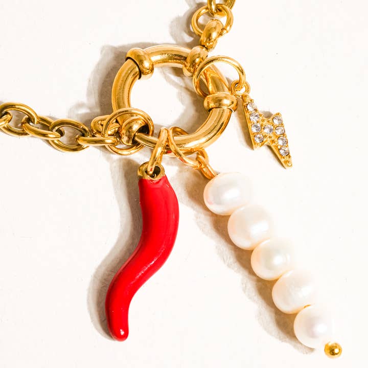 Red Fina 18K Gold Non-Tarnish Pepper Pearl Bracelet for wholesale on Faire3