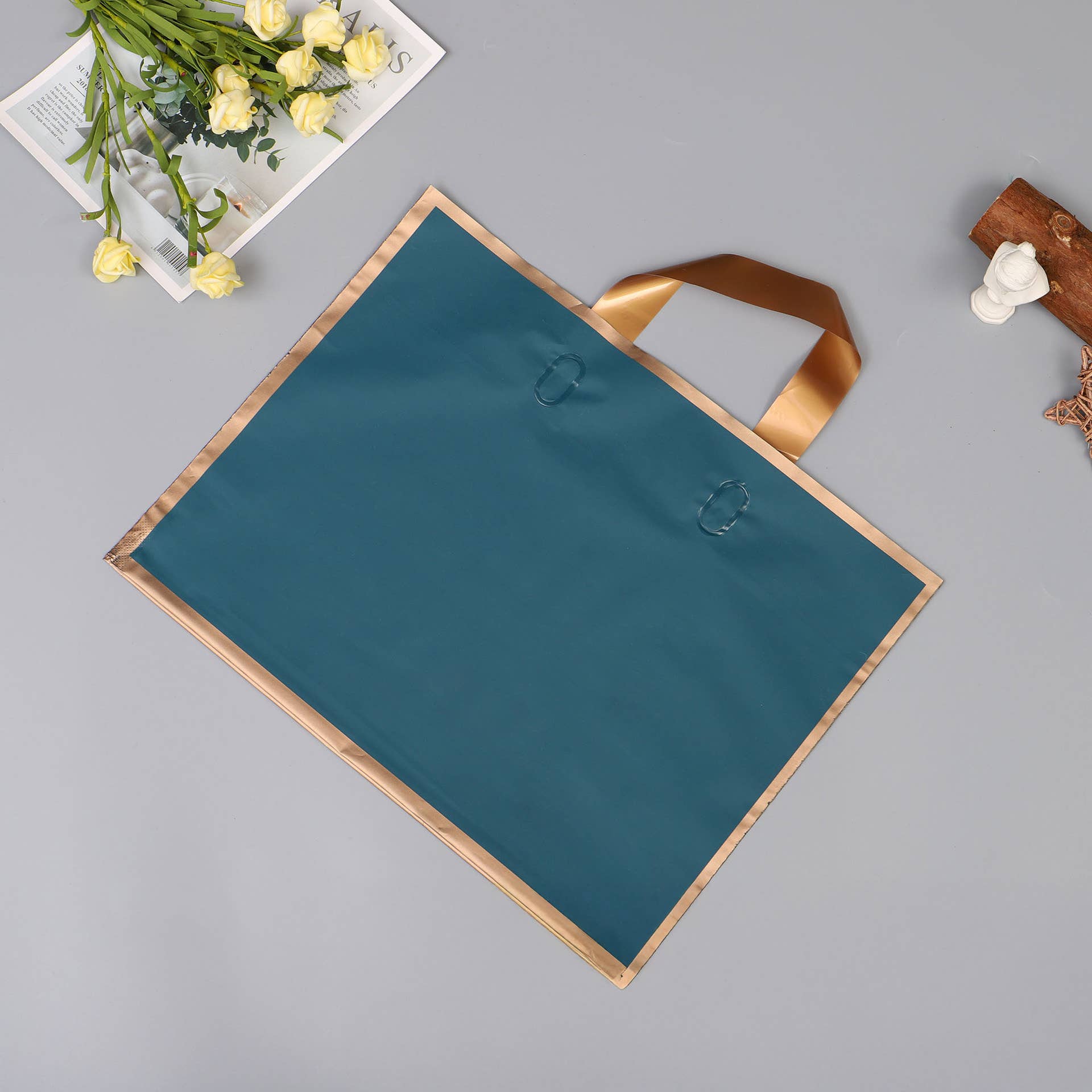 ByHome - Wholesale Gift Bag - 50pcs, 5 colors 12"x3"x10" frosted gold border EVA gift bag 3