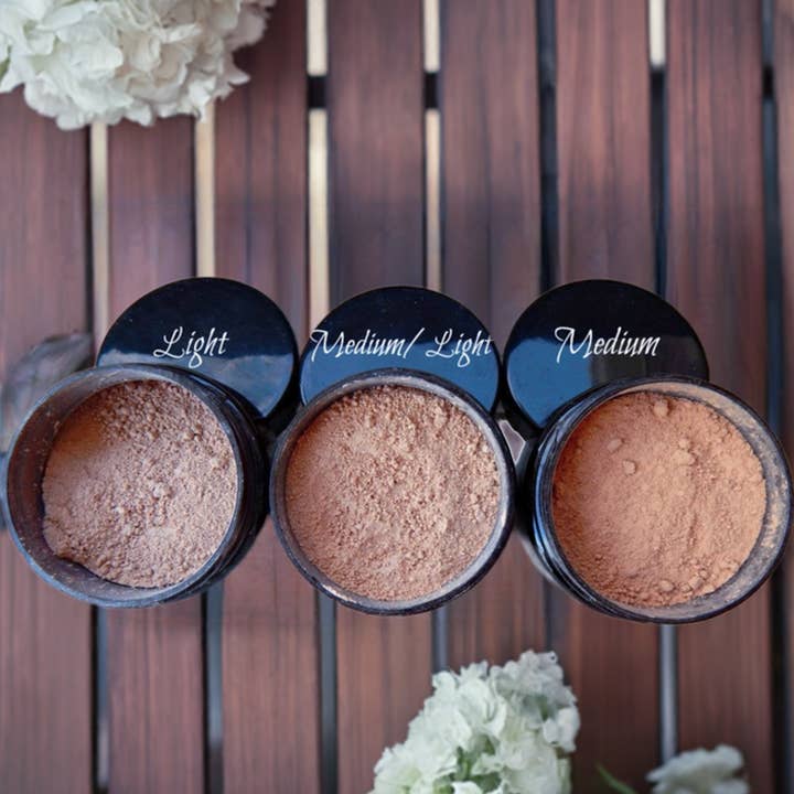 Simple Life Mom - Wholesale Foundation - NATURAL LOOSE FOUNDATION powder - all natural, organic clay powder foundation5