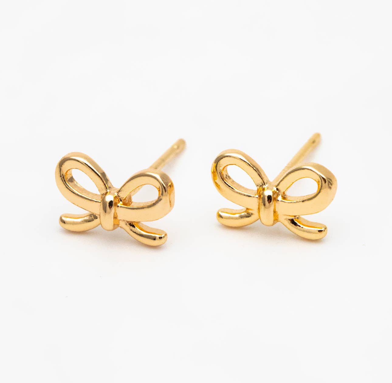 Bella Rey jewelry - Wholesale Stud/Post Earrings - The Lela bow 18k gold plated stud earrings dainty2