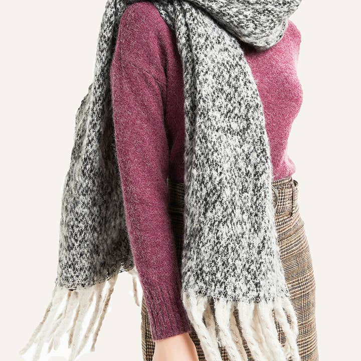 Dipped Shop - Wholesale Scarf - Women's - Solid Color Simple Tessel Scrves DPKS122013