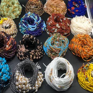 Wholesale 12 strands of African stretched waist beads – Veroex