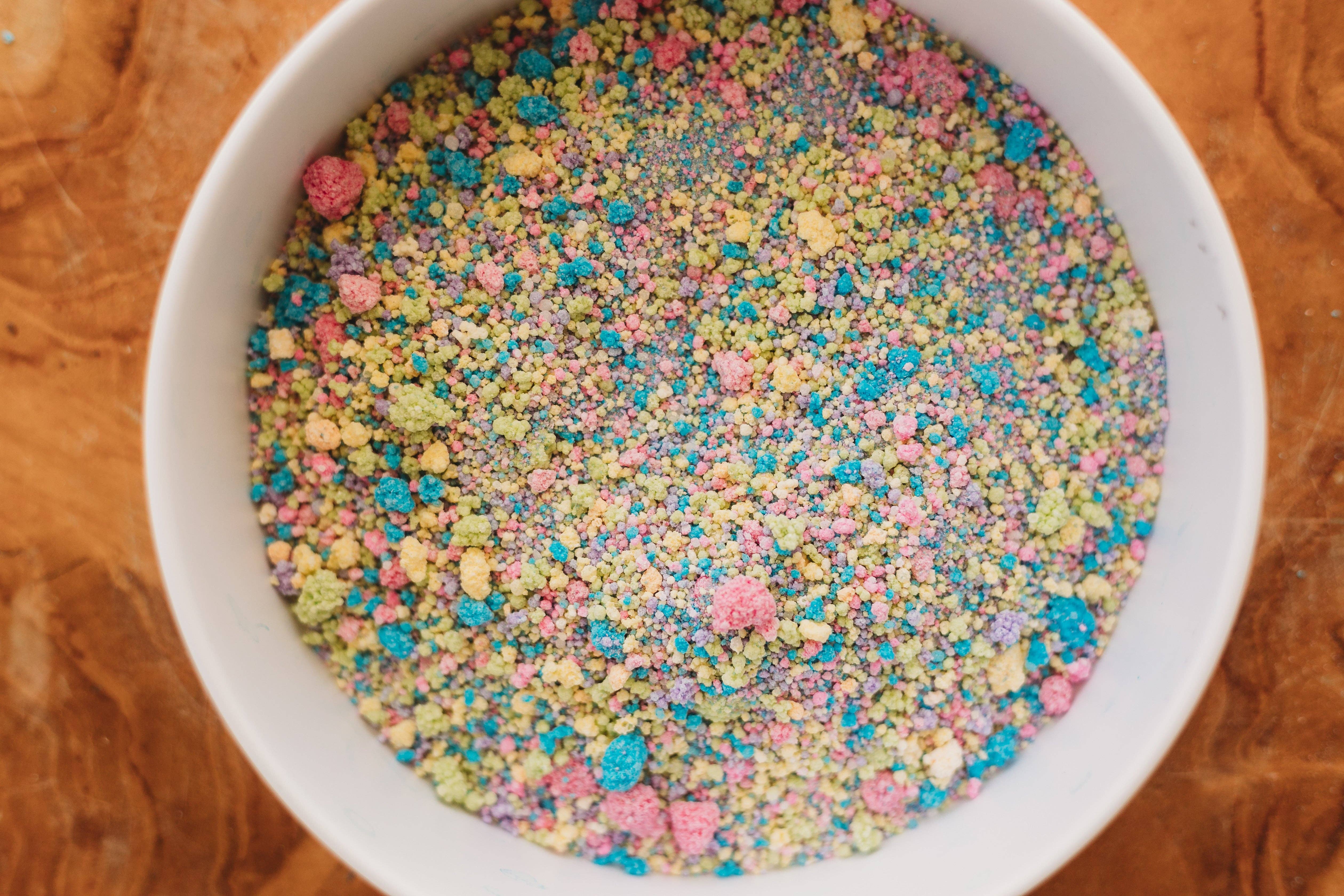 The Saltwater Collective - Wholesale DIY craft kit – Child - Rainbow Saltwater Fizz - Medium potion bubbles2