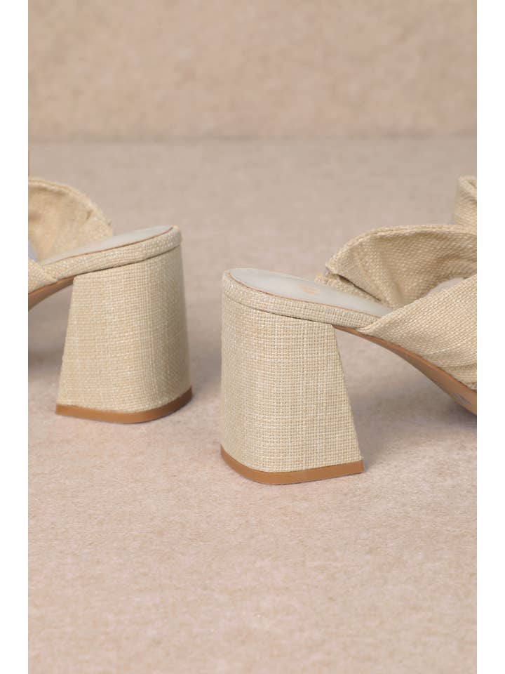 Beige LUCY voor groothandel op Faire3