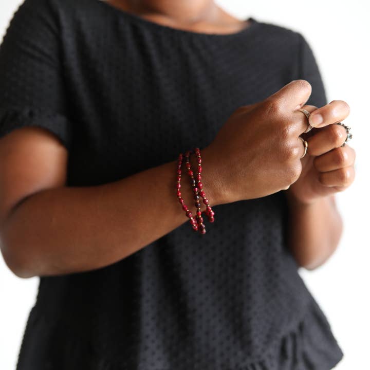 Ornaments 4 Orphans - Wholesale Beaded Bracelet - Maasai Paper Bead Bracelet4