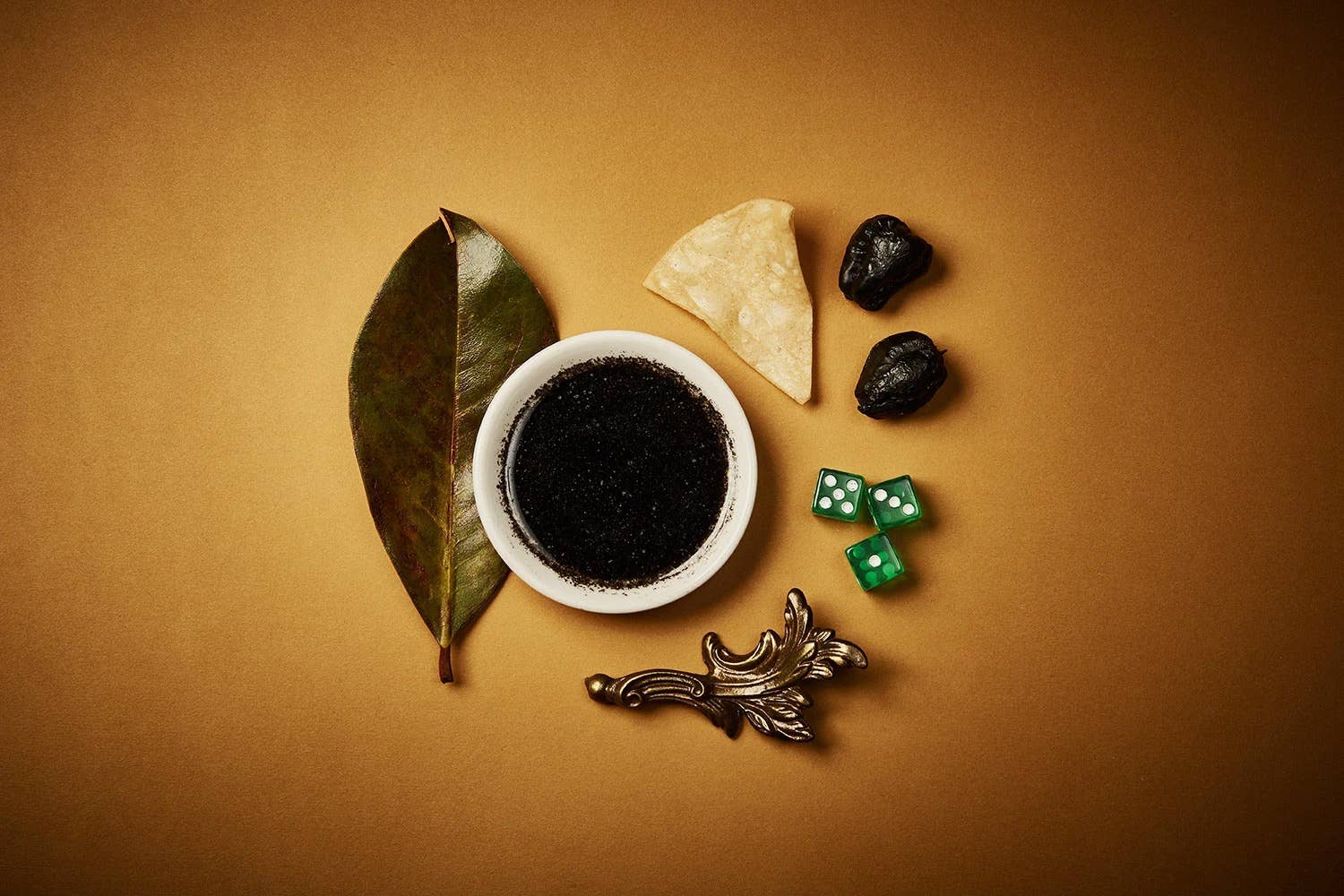 Cantina Royal Hot Sauce - Wholesale Hot Sauce - Tomasa - (Hot Ones™) Charred Habanero & Manzano Hot Sauce4